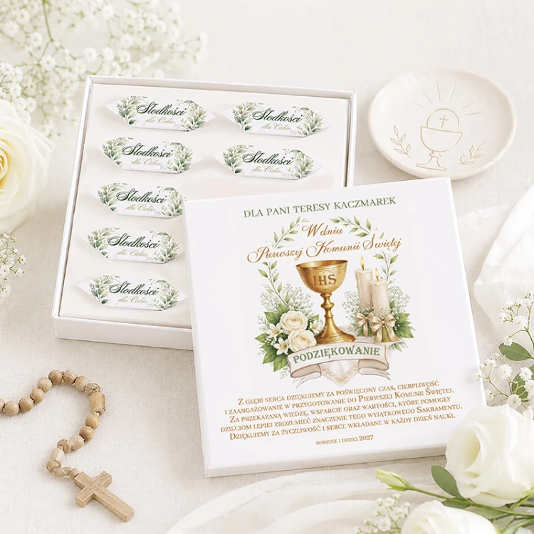 Bombonierka z krówkami jako podziękowanie dla katechety za Komunię Świętą.