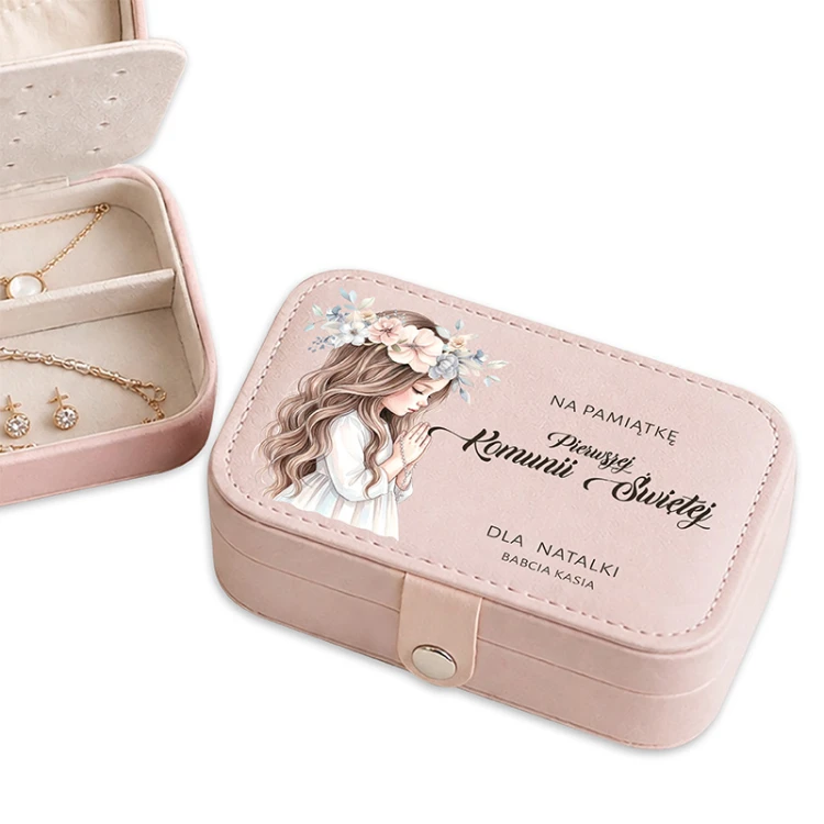 Personalizowane etui na prezent komunijny dla dziewczynki.