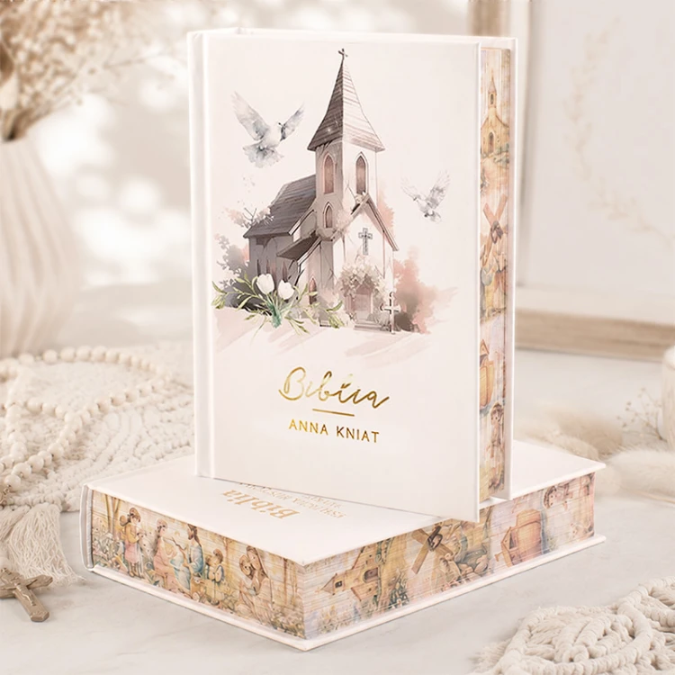 Biblia pamiątka komunijna z barwionymi brzegami