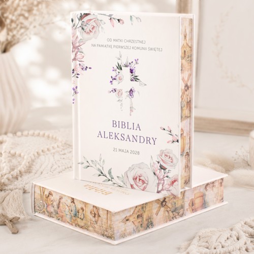 Biblia z barwionymi brzegami dla dziecka komunijnego.