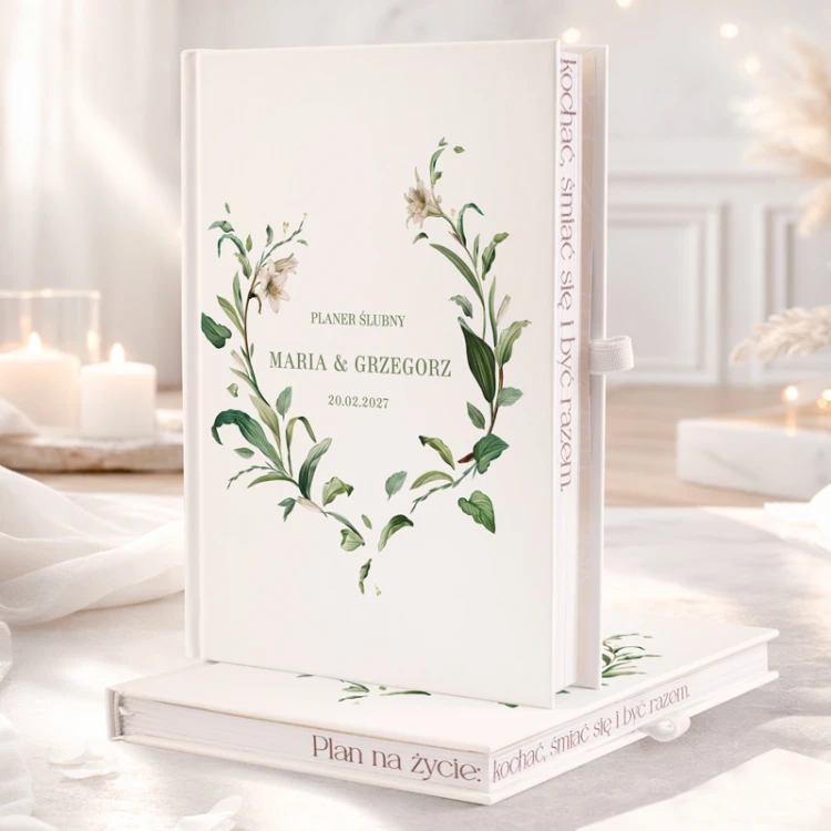 Personalizowany planer z motywem lilii. Organizer ze zdobionymi brzegami.