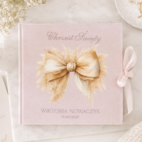 Welurowy album z kieszeniami dla dziecka na Chrzest.