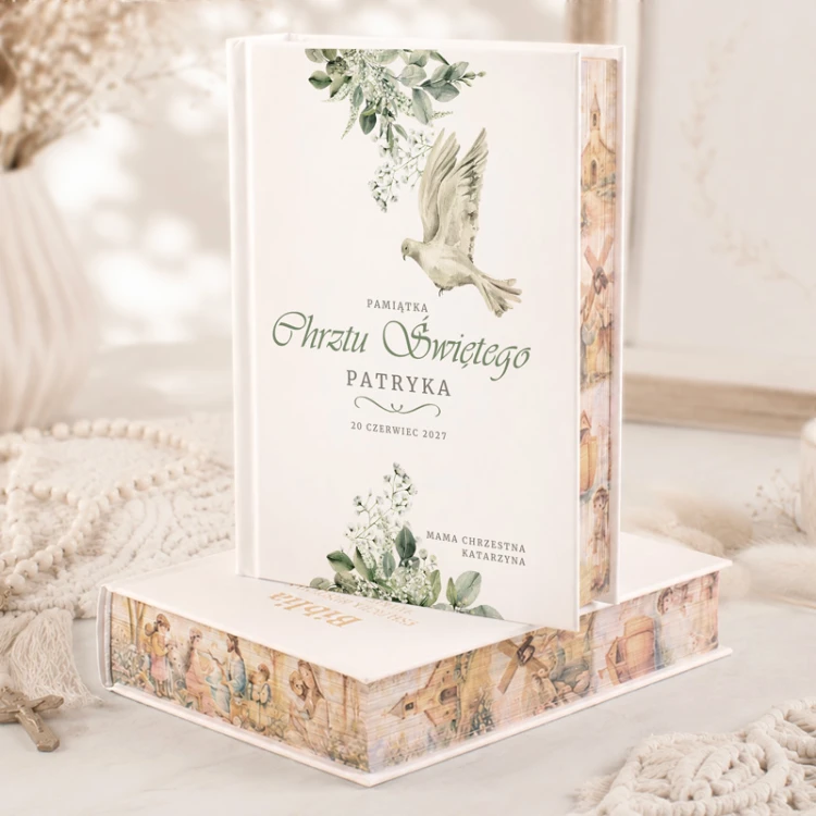 Upominkowa Biblia z malowanymi brzegami