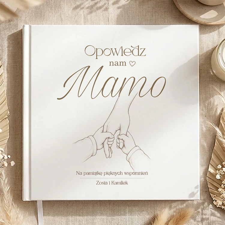Książka Opowiedz Nam Mamo personalizowany prezent od dzieci dla mamy.