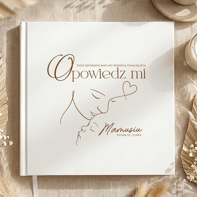 Książka na wspomnienia Opowiedz Mi Mamusiu personalizowany prezent dla mamy.