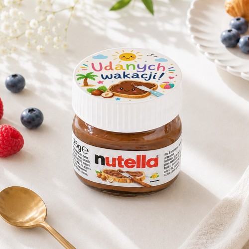 Mini Nutella na koniec roku szkolnego z etykietą „Udanych wakacji!” i pastelową grafiką.