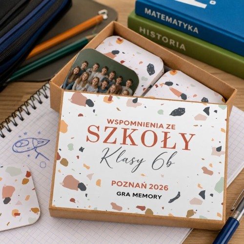 Gra pamięciowa MEMORY ze zdjęciami Szkolne Wspomnienia w personalizowanym pudełku.