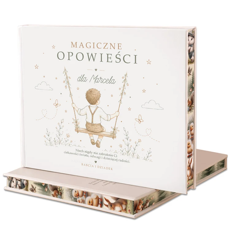 Zbiór bajek i wierszy dla dzieci z personalizowaną okładką.