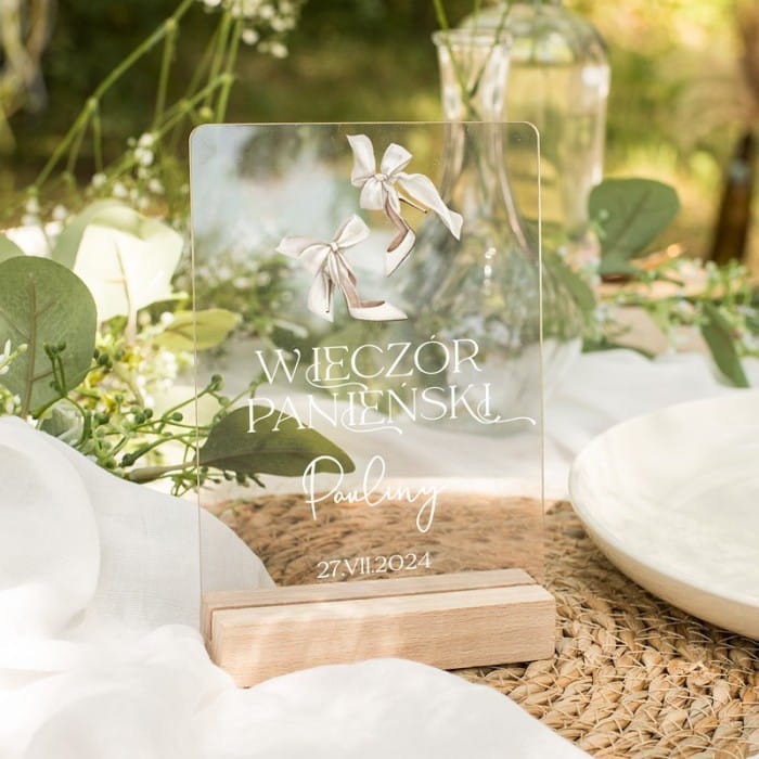 TABLICZKA akrylowa z drewnianą podstawką dekoracja stołu Wieczór Panieński w plenerze