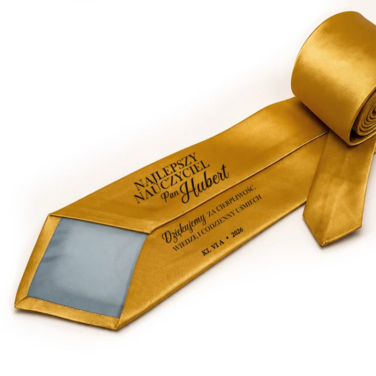 Prezent dla wychowawcy w formie personalizowanego krawata z dedykacją.