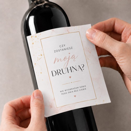 Etykieta na wino z pytaniem do druhny, personalizowana etykieta na butelkę wina, prośba o zostanie druhną, prezent dla przyszłej druhny.