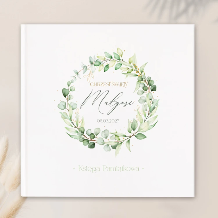 Personalizowana księga pamiątkowa na Chrzest Święty z wiankiem eukaliptusa