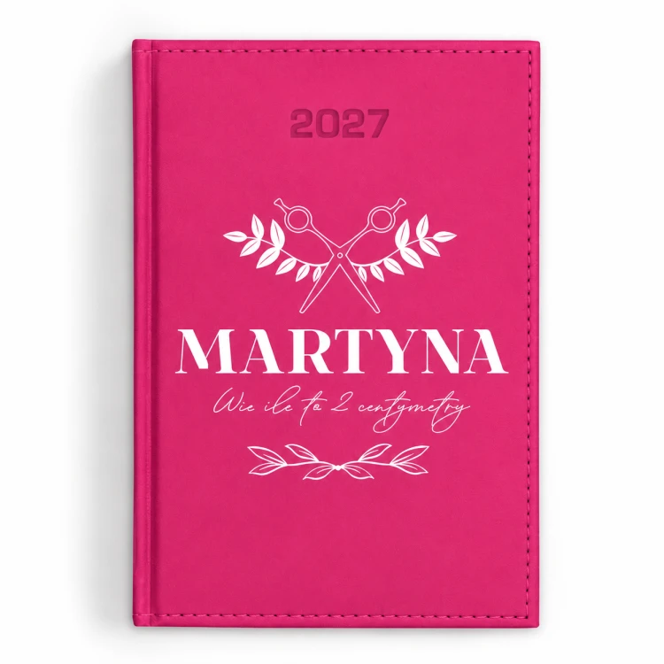 Elegancki kalendarz książkowy 2027 z personalizacją to funkcjonalny prezent dla fryzjerki na co dzień do salonu.