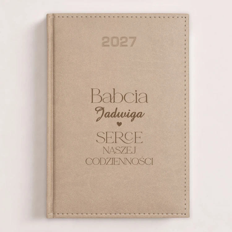 Kalendarz książkowy 2027 dla babci z personalizowanym grawerem.