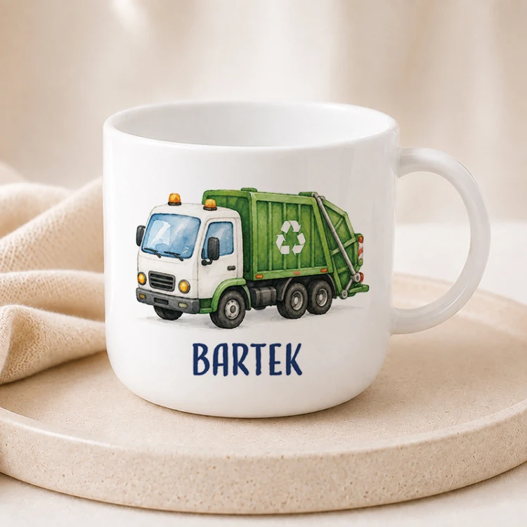 Personalizowany plastikowy kubek dla chłopca ze śmieciarką