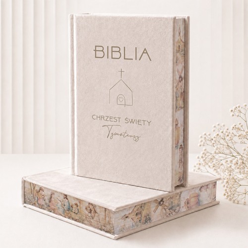 Personalizowana welurowa Biblia na Chrzest Święty z imieniem dziecka i ozdobnymi barwionymi brzegami.