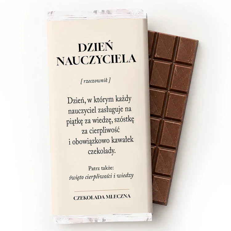 Oryginalna czekolada na Dzień Nauczyciela z ozdobną etykietą, pomysł na słodkie podziękowanie od ucznia.