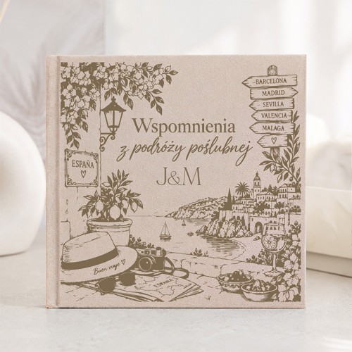 Welurowa księga na wspomnienia z podróży poślubnej w Hiszpanii pozwala zachować zdjęcia, zapiski i najpiękniejsze chwile z honeymoon.