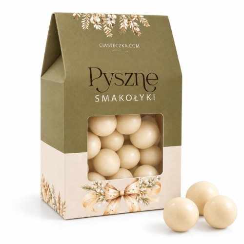 Słodki upominek w pudełku z okienkiem pięknie prezentuje się przy nakryciu na weselnym stole.