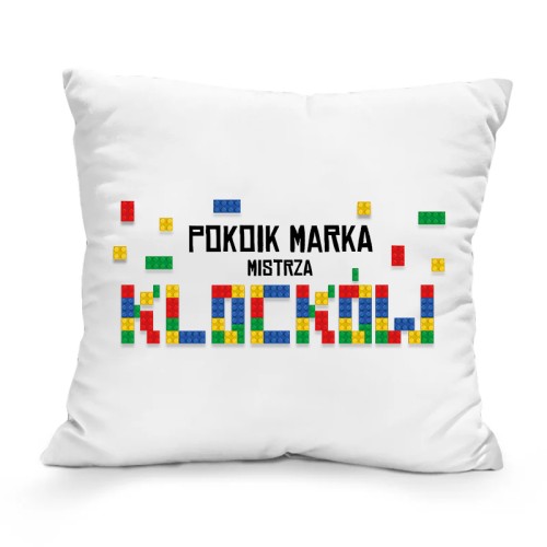 Poduszka z imieniem i napisem świetnie sprawdzi się jako dekoracja dziecięcego pokoju.