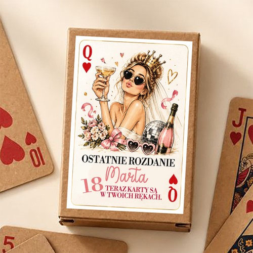Karty do gry na 18 urodziny dla dziewczyny w personalizowanym pudełku z imieniem.