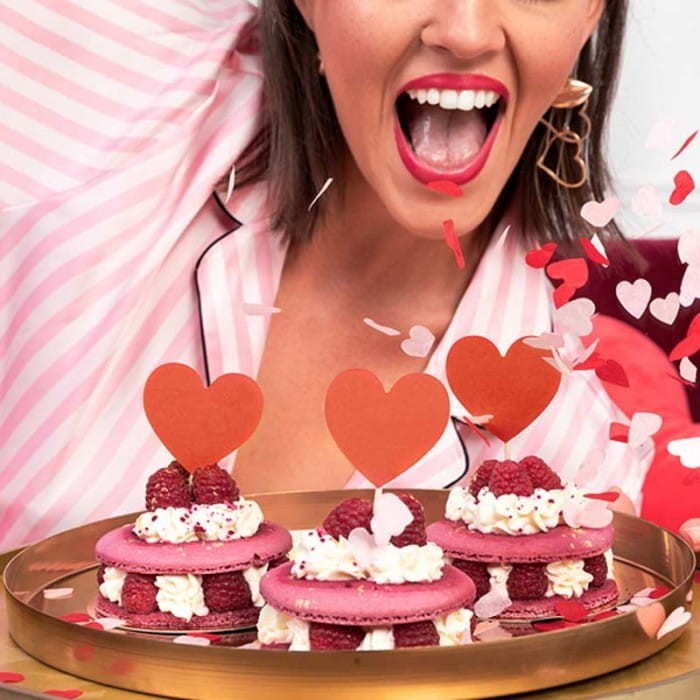 DEKORACJE do muffinek Czerwone serduszka