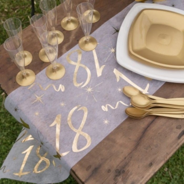 BIEŻNIK obrus biały ze złotą 18 Dekoracja na stół 30cmx5m