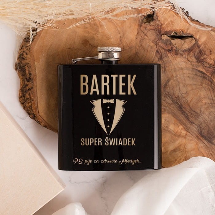 PROŚBA o świadkowanie dla niego Piersiówka w szkatułce