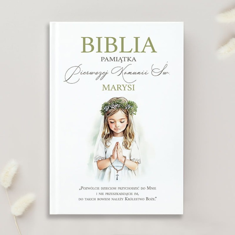 Personalizowana biblia na Pierwszą Komunię Świętą dla dziewczynki z imieniem i cytatem.