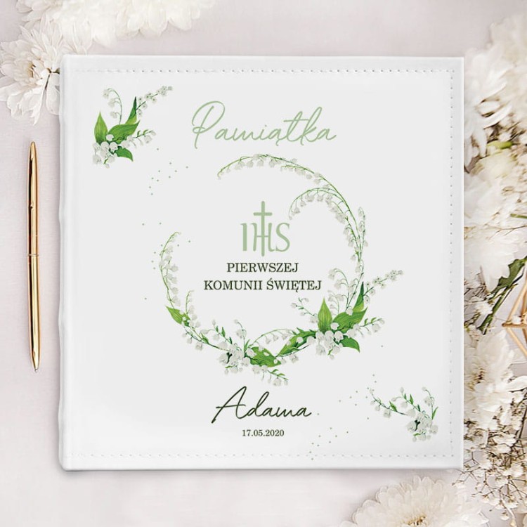 Album na zdjęcia pamiątka Pierwszej Komunii Świętej. Majowa Konwalia.