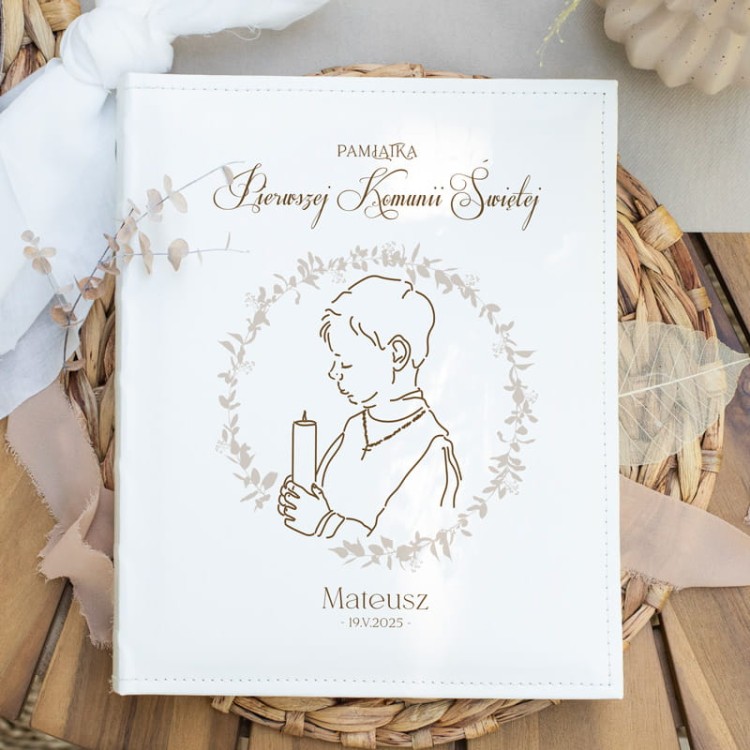 Album na zdjęcia komunijne. Prezent na Pierwszą Komunię Świętą. Komunijny Chłopiec