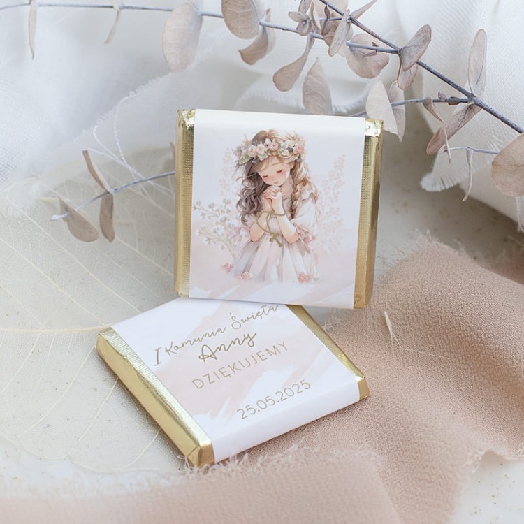 Personalizowane czekoladki komunijne z imieniem w pastelowych kolorach