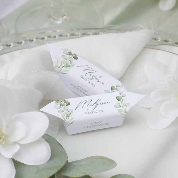 Krówki personalizowane z imieniem i motywem roślinnym