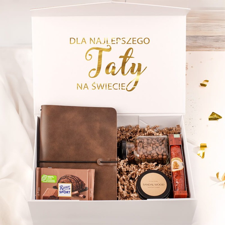 Ekskluzywny zestaw prezentowy dla taty z notatnikiem, świecą zapachową i ziarnami kawy.