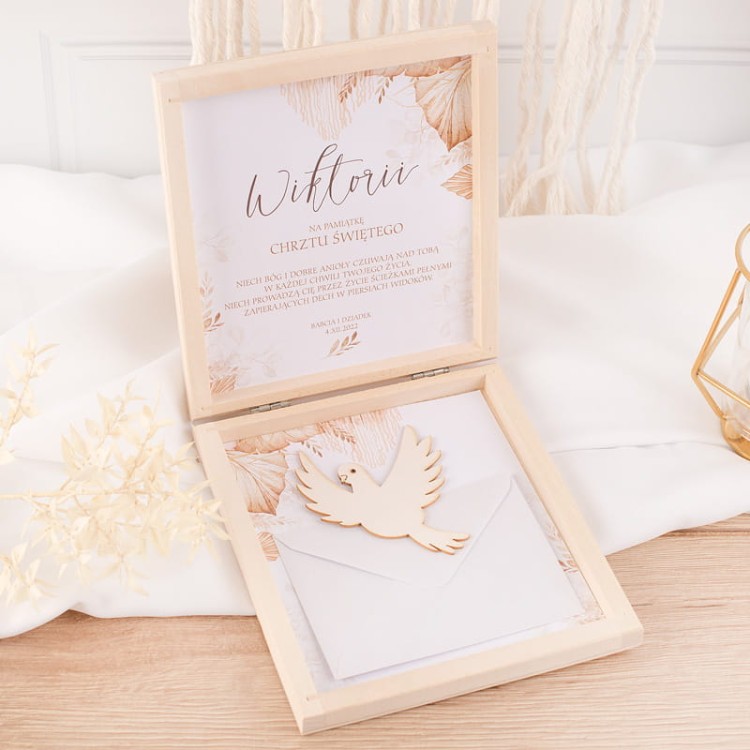 Pudełko na banknoty z kartką pamiątkową na Chrzest Święty
