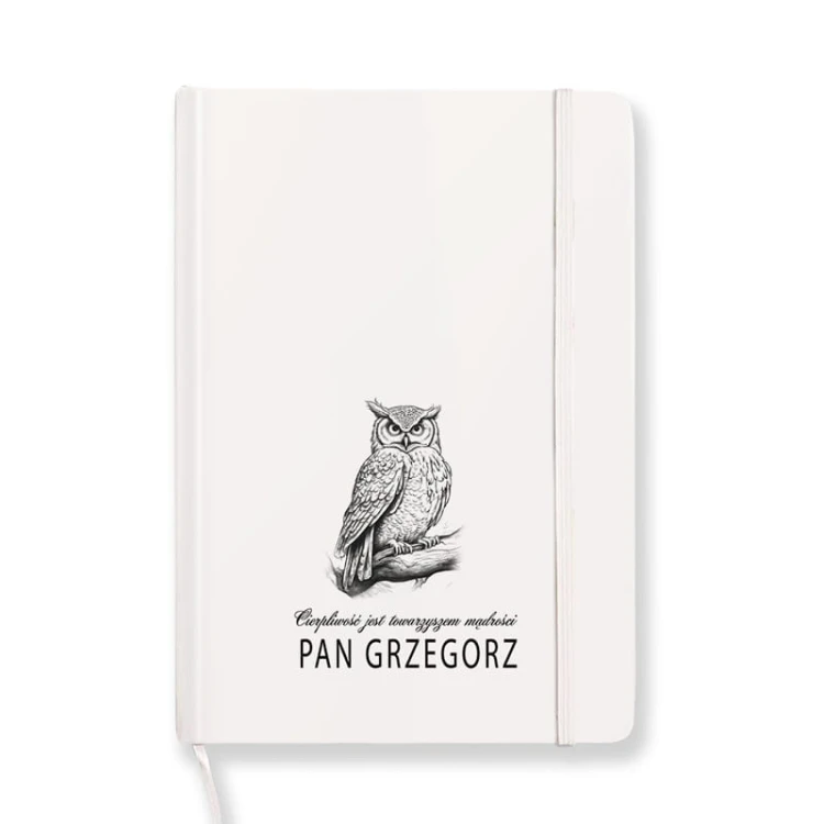 Personalizowany notatnik z imieniem to elegancki prezent dla nauczyciela na zakończenie roku szkolnego.
