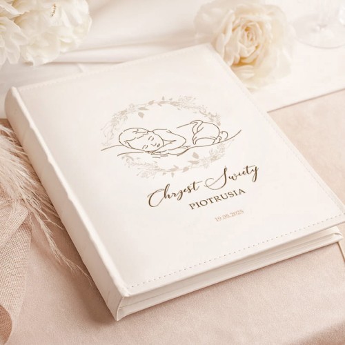 Album rodzinnych chwil na Chrzest