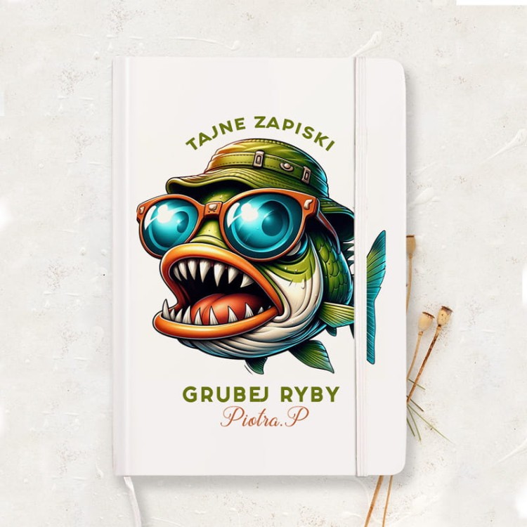 Notatnik z personalizacją imieniem na prezent dla grubej ryby.