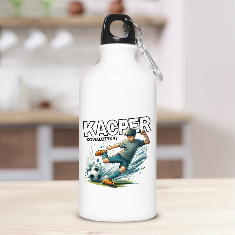 bidon-dla-fana-pilki-noznej-z-imieniem-i-nazwiskiem-oraz-numerem-personalizowany.jpg