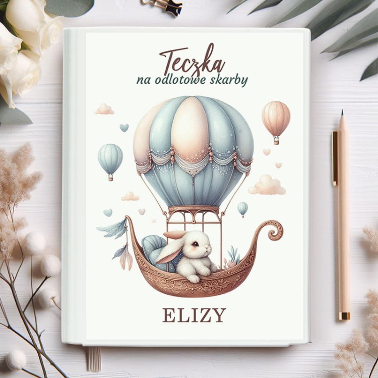 Teczka z bajkową grafiką