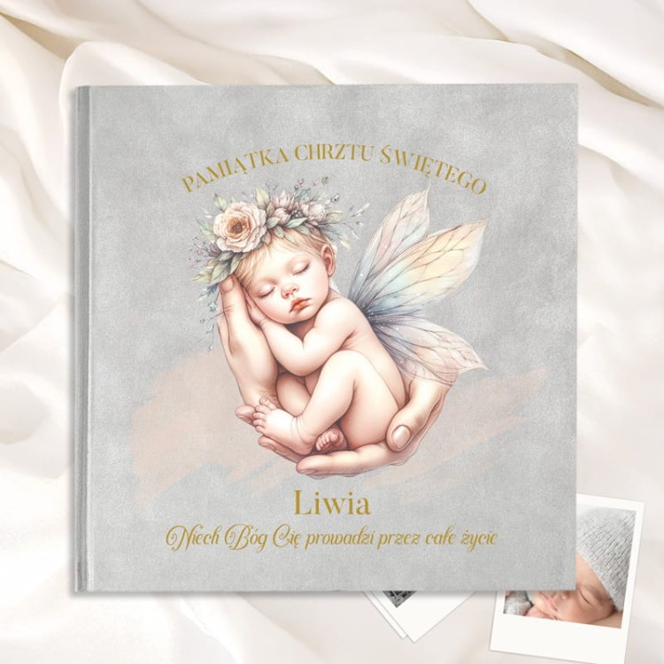 Personalizowany album na chrzest dla dziewczynki