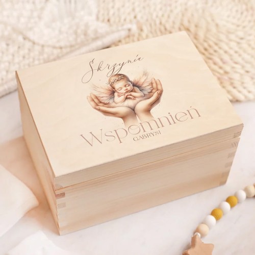 Personalizowana Skrzynka z drewna na pamiątki dla dziewczynki